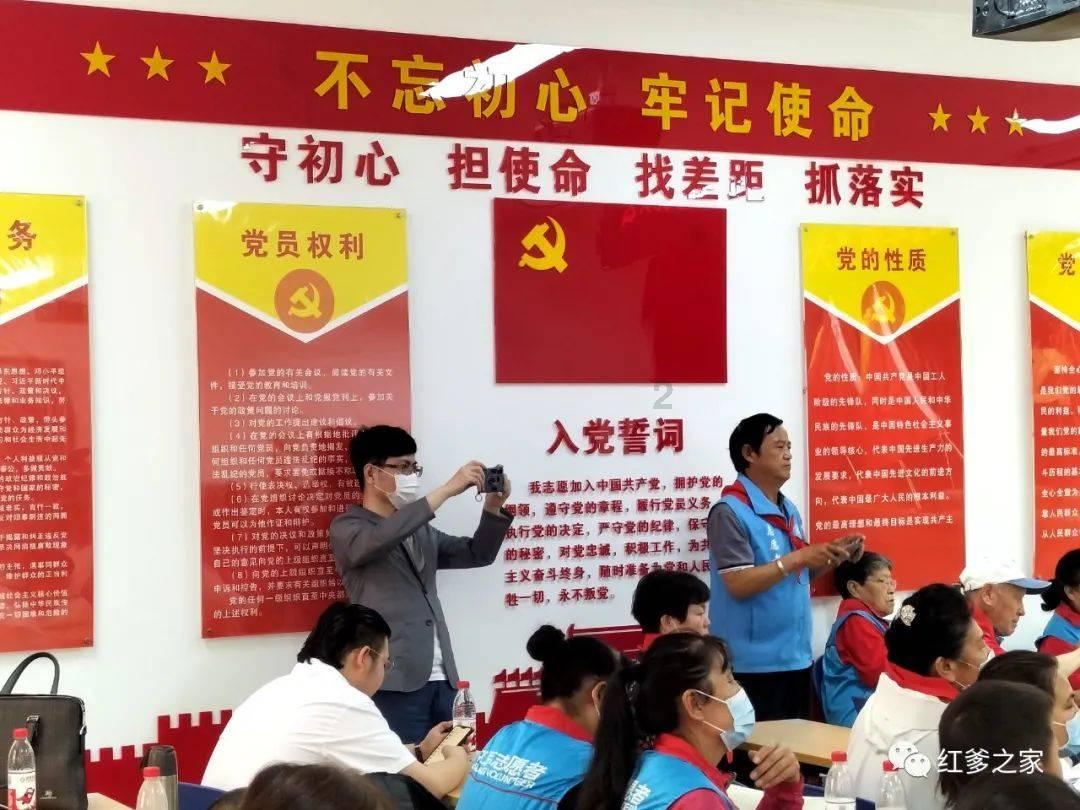 眉毛出了东西了，微痒，起干皮，怎么破啊怎么破，在线急等游戏画面