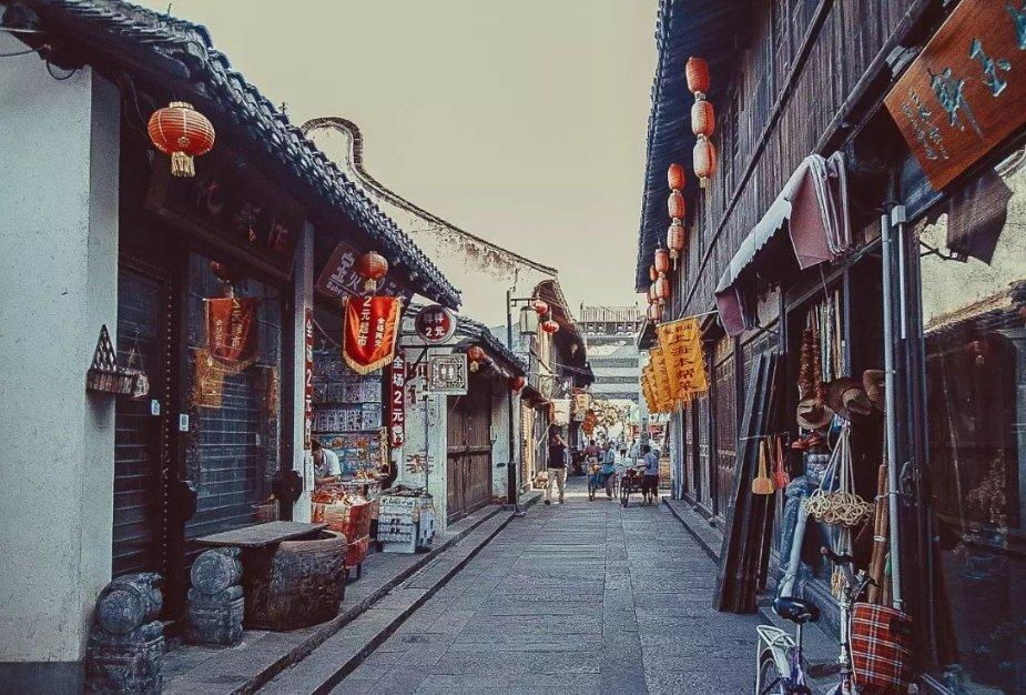 童心尚节俭 厚植爱国情
